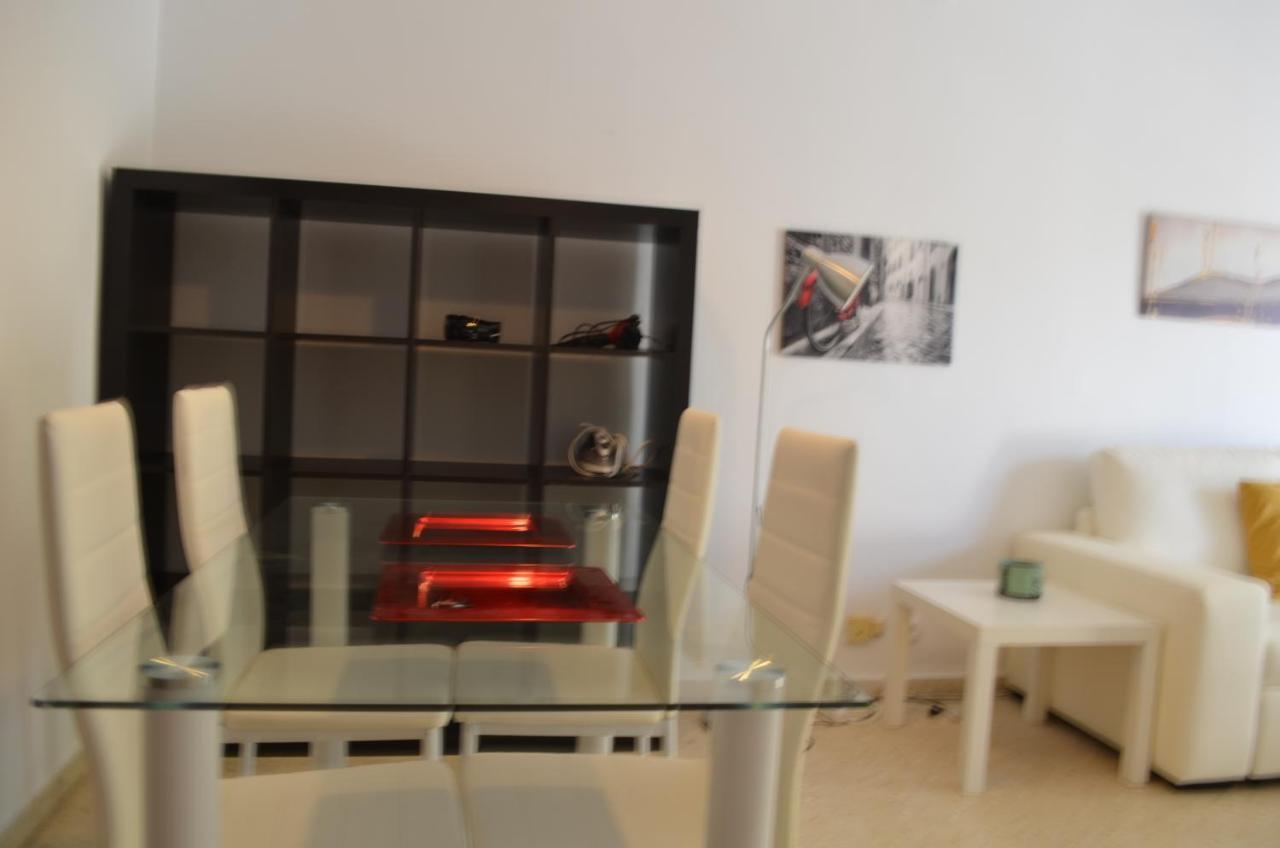 Apartamento Reformado Parking Gratis Apartment Seville Exterior photo