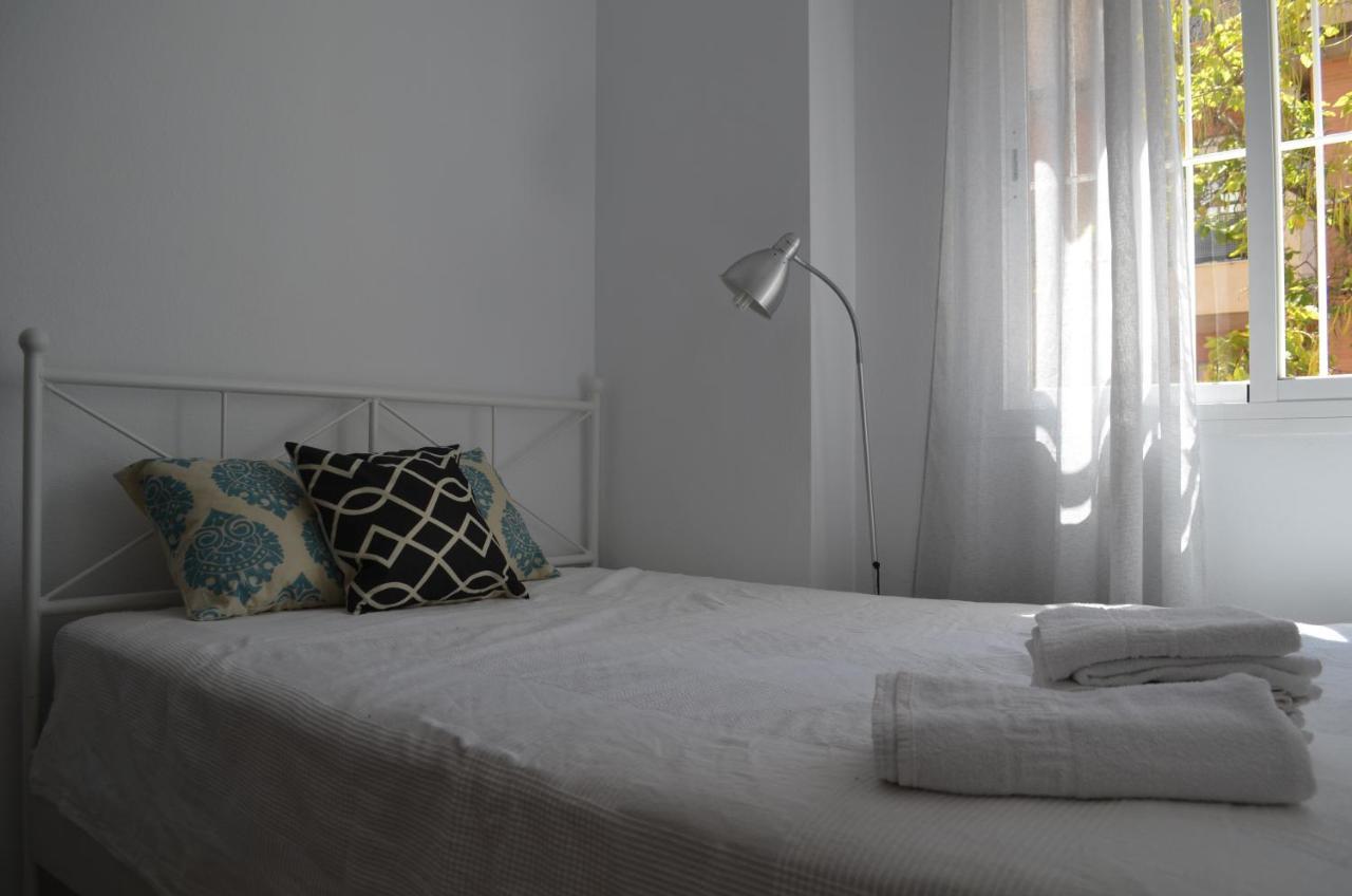 Apartamento Reformado Parking Gratis Apartment Seville Exterior photo