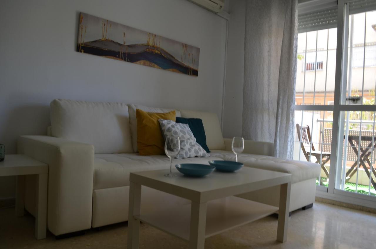 Apartamento Reformado Parking Gratis Apartment Seville Exterior photo